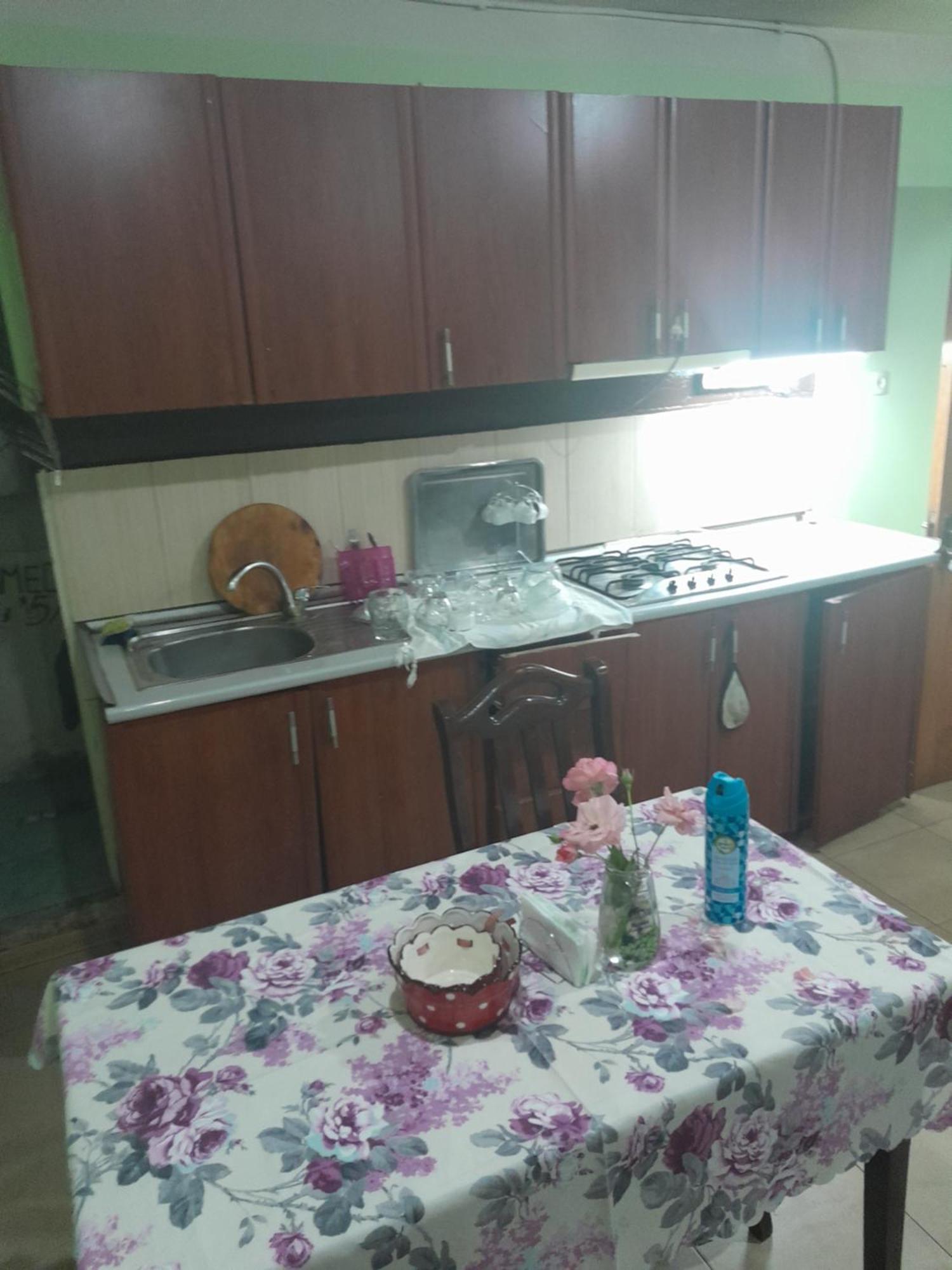 Nino And Ali Apartment Batumi Exterior photo